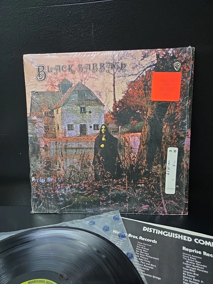 Black Sabbath Self Titled Lp Vinyl 1970 1st Press 'Ossie'Error Shrink/Inserts EX - Image 2 of 4