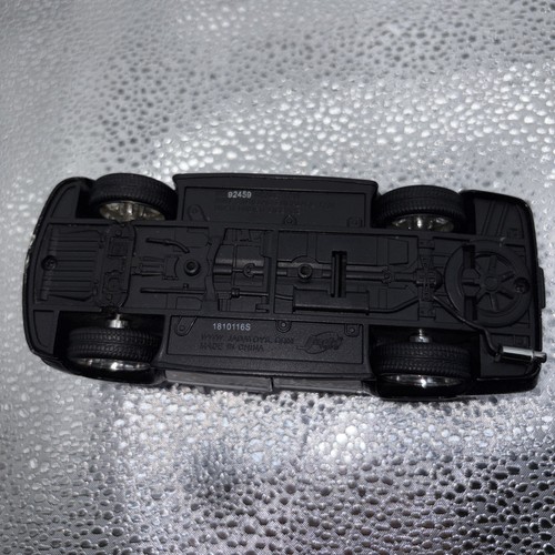 Jada Toys 2007 Cadillac Escalade ESV 1:32 Die Cast Opening Doors, Real... - Picture 7 of 7