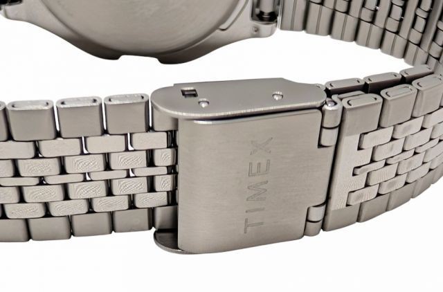 Timex Space Invaders Digital Watch TW2V30000 Silver Limited Edition Authentic View 3