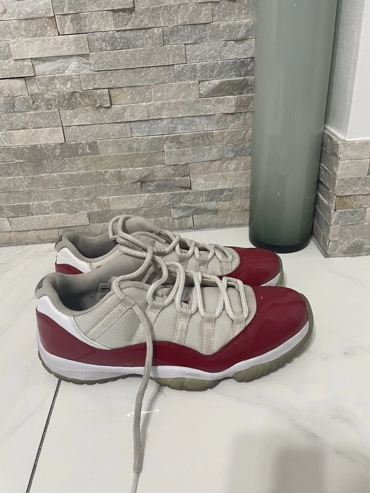 Air Jordan 11 Low Cherry 2016 rosso bianco molto raro Regno Unito 9 5