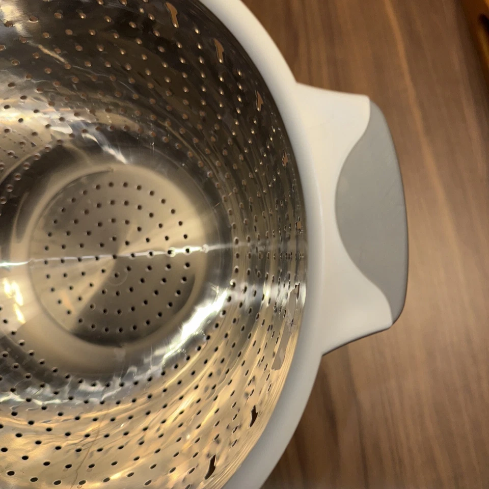 Colador de chef mimado acero inoxidable grande 5 cuartos agarre de silicona 100692 Foto 4 de 4