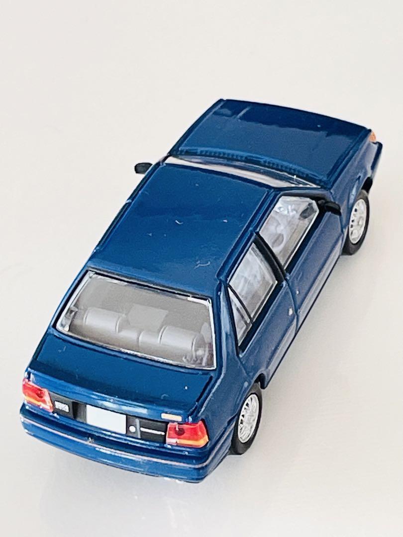 TOMICA LIMITED VINTAGE NEO いすゞジェミニZZ LV-N50a いすゞジェミニ ZZ/R（赤） | 製品をさがす | tomica