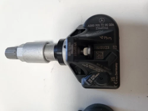 4PCS OEM Tire Pressure Sensor TPMS fits Mercedes-Benz A0009054104 A000905720 - Picture 4 of 9