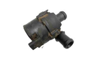 Umwelzpumpe Heizung Pumpe für VW Passat B8 3G 14-19 TDI 1,6 88KW 5Q0965561B