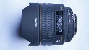 SIGMA NIKON FIT EX D HSM 14mm f/2.8 FX WIDE ANGLE Lens + CAPS 14 mm F2.8