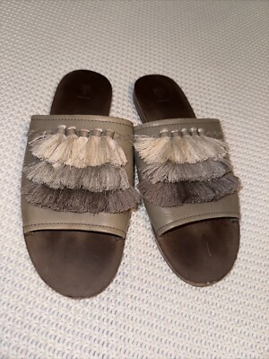 Frye Riley Sandals Women's 9M Tan Leather Tassel Slip On Slide