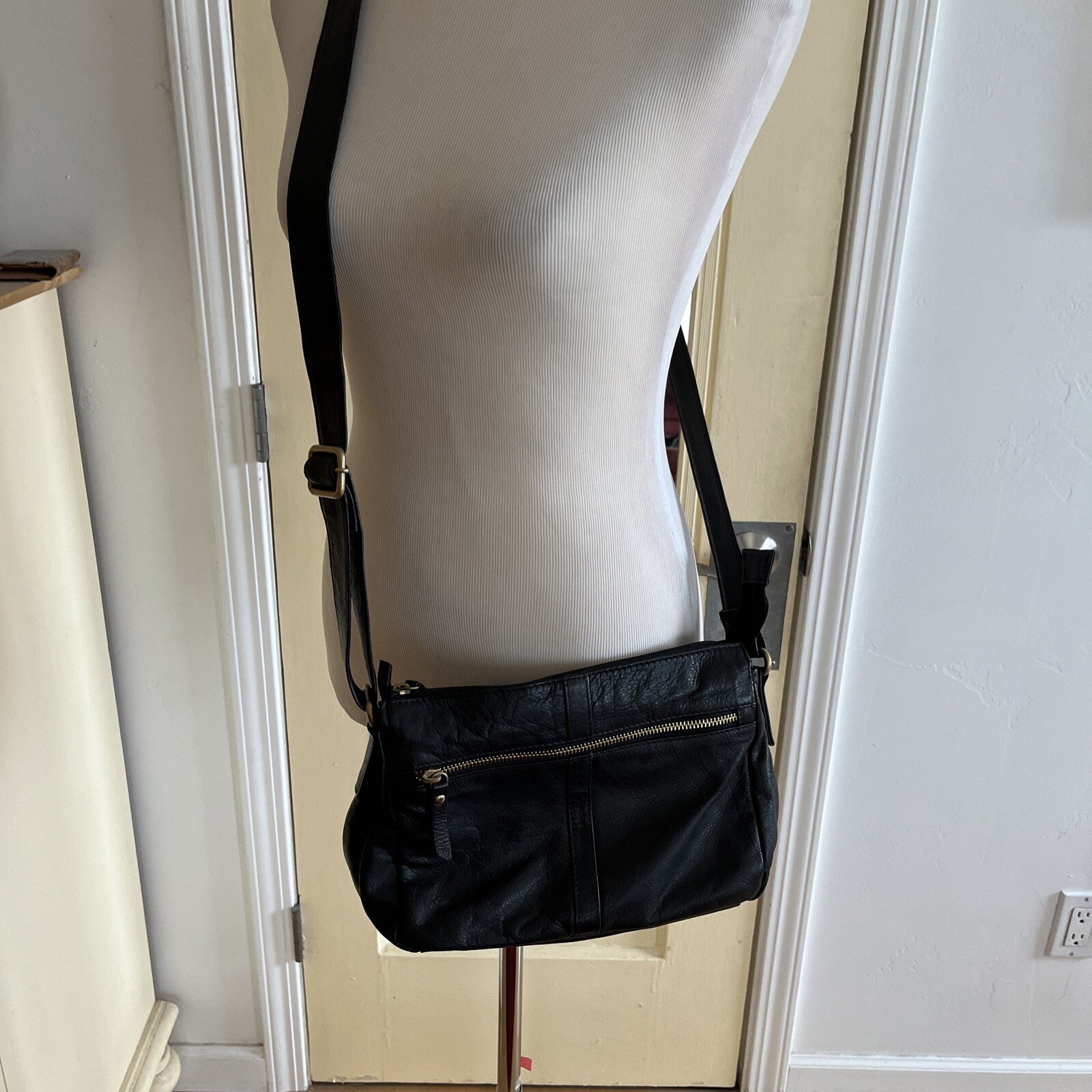 Picture 2 of 10