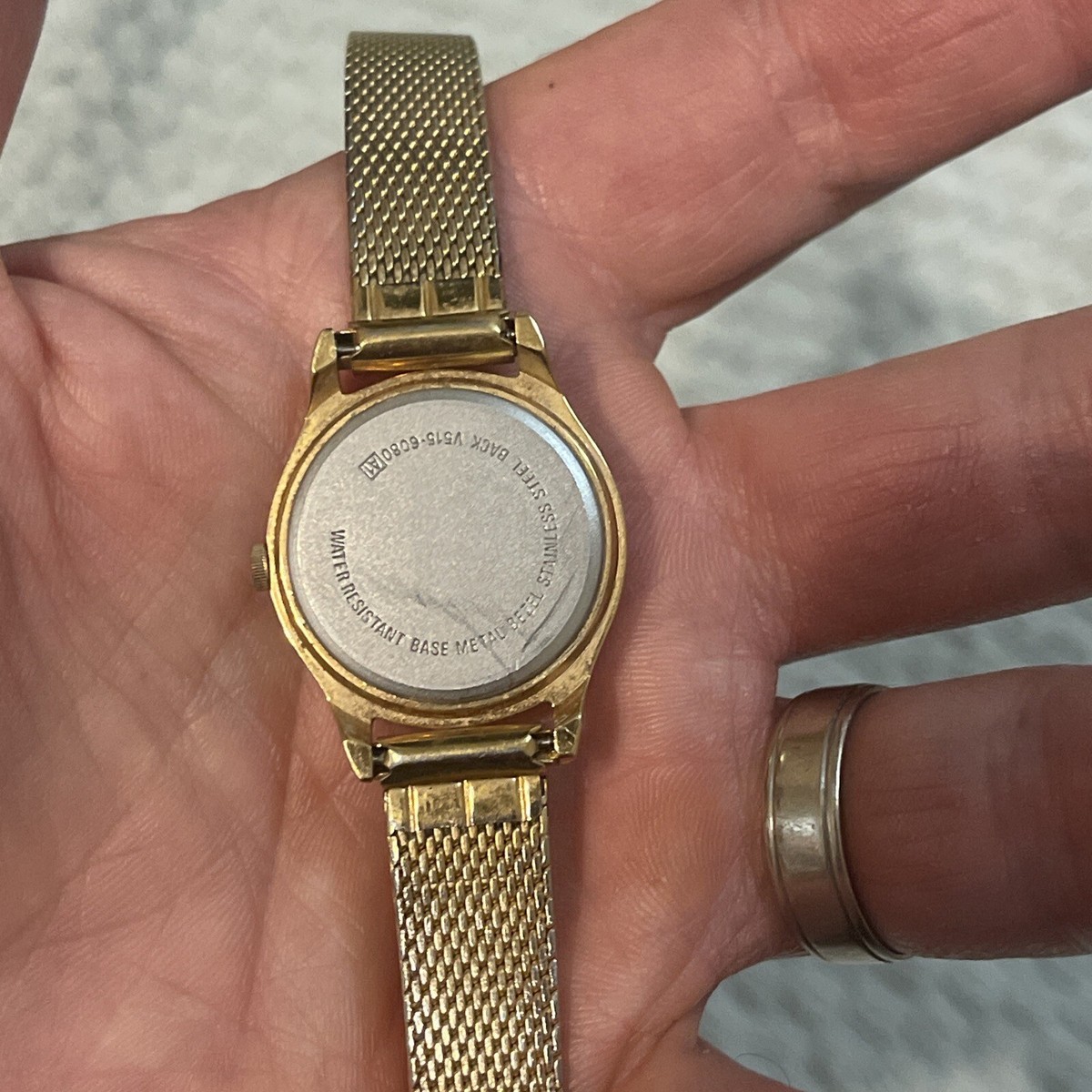 Vintage Disney Minnie Mouse watch 1980 Number V515-6080 A1