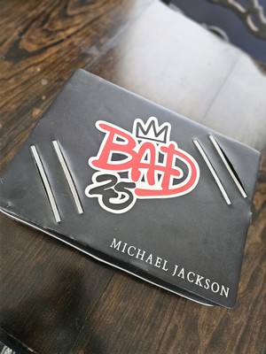 Michael Jackson Bad 25 Deluxe Collectors Edition Case 3 CD 1 DVD 7
