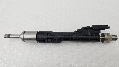 2014-2016 BMW F10 550Xi 4.4L N63 Engine Fuel Injector 7645956 / 0261500186 / 245