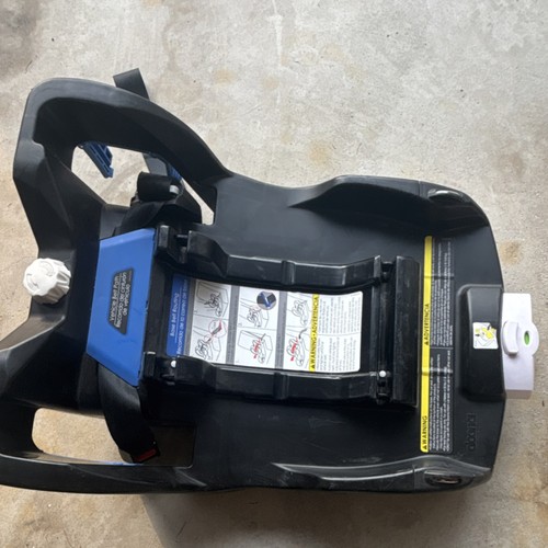 DOONA Rear Facing Unisex Infant Car Seat Base Black with Blue Accents