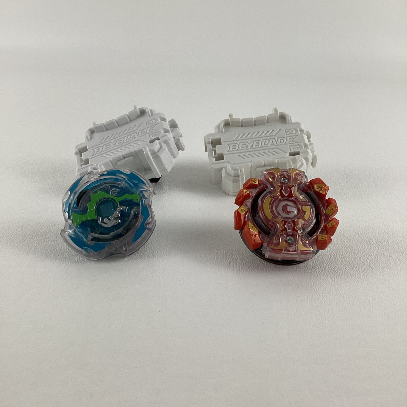 Beyblade Burst Doomscizor Energy Layer Giga Gaianon Spinning Top Toy Launcher 