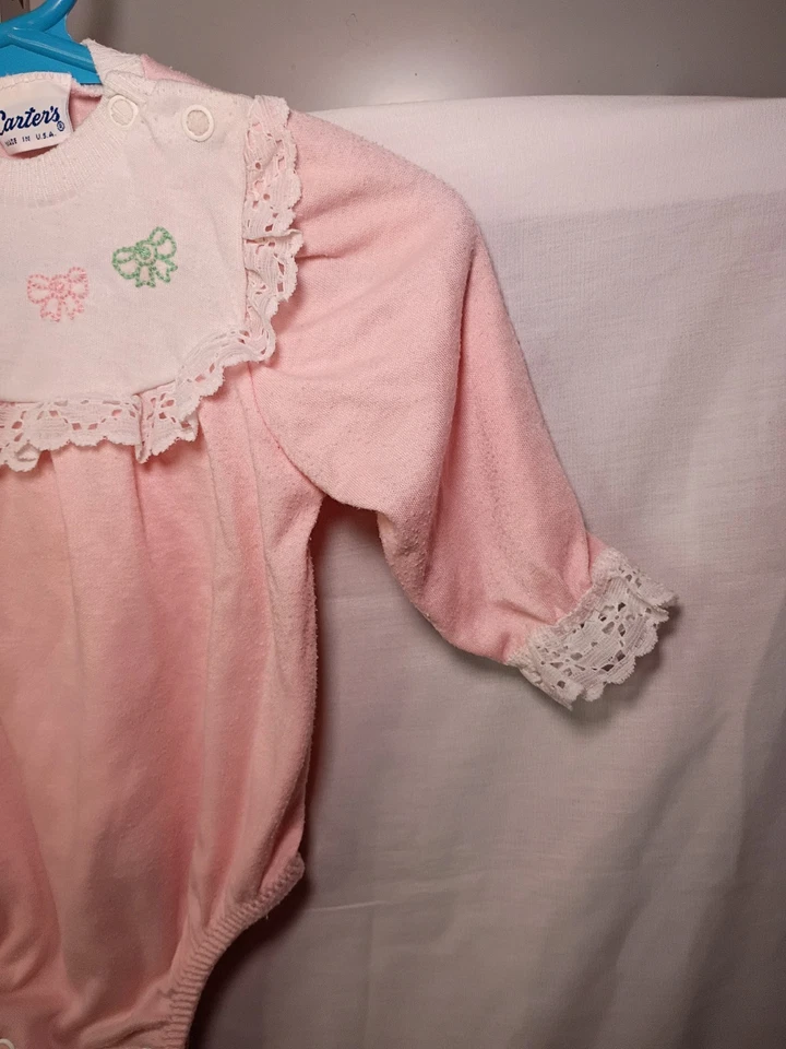 Carter's Vintage Baby Girl One Piece Pink With Embroidered Flowers Size NB - Image 4 of 4