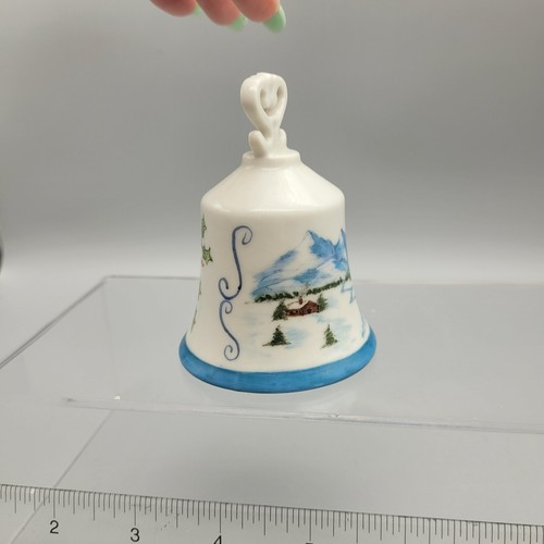 1980 Porcelain Christmas Bell Snowscape Hand Painted By D Smith - Mollie - Bild 3 von 10