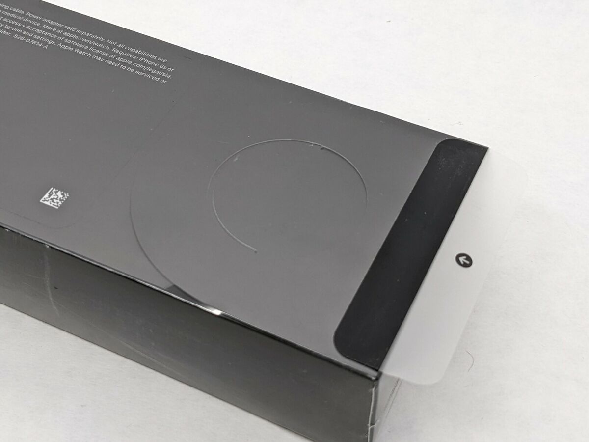 Apple Watch Nike 44mm Series 6 Space Gray Aluminum Case Apple Watch Nike 44mm Series 6 Space Gray Aluminum Case
