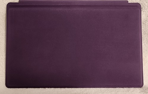 Fioletowa osłona typu Microsoft Surface RT & Pro 1 i2 magnetyczna podświetlana klawiatura 1561 - Zdjęcie 2 z 8