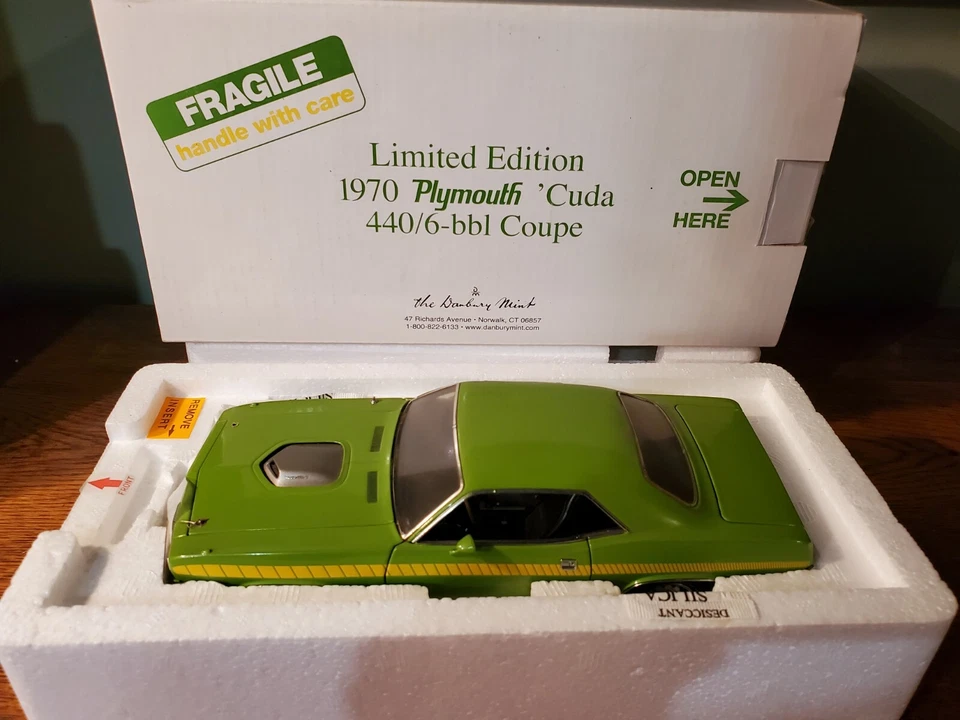 Coche diecast Danbury Mint 1970 Plymouth Cuda 440/6-bbl Hemi cupé escala 1:24 LE Foto 2 de 4