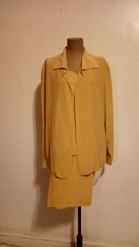 Womans Vintage 2 pc butter yellow jacket & pants 16 - Picture 4 of 7