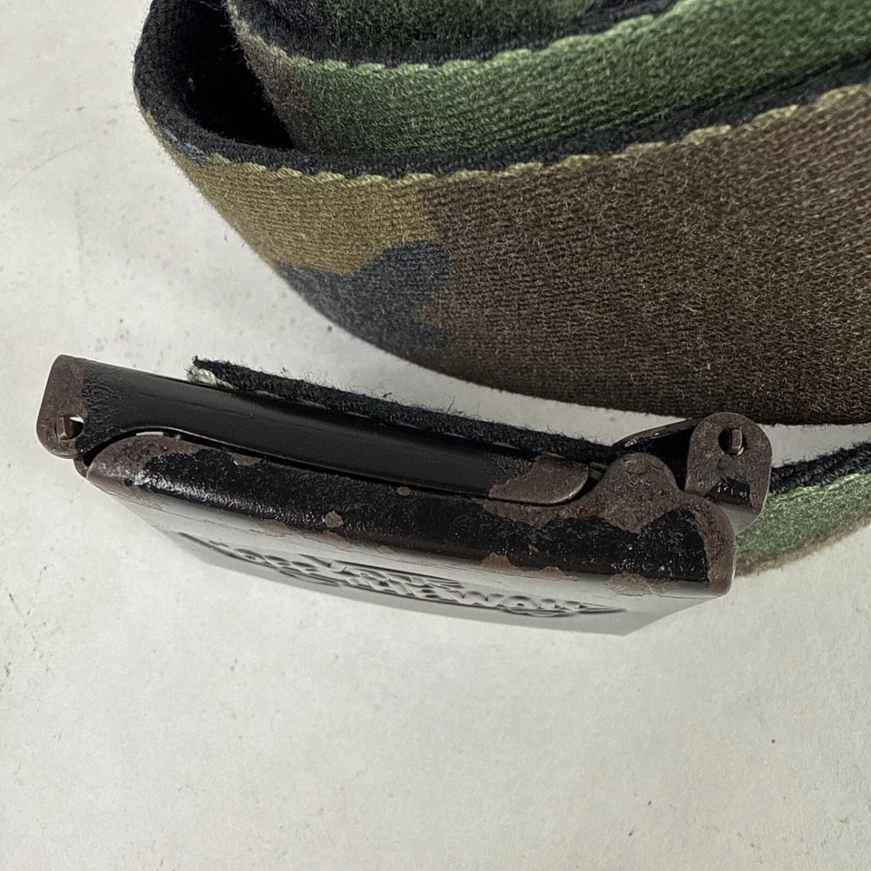 "Cinturón de tela de lona camuflaje Vans ajustable con hebilla a presión logotipo hasta 38""" Foto 3 de 4