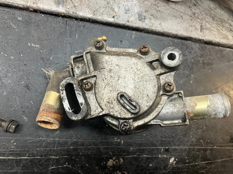 Bomba de agua Polaris 1996 XCR Storm 800 3084659 RW5790 Foto 4 de 4