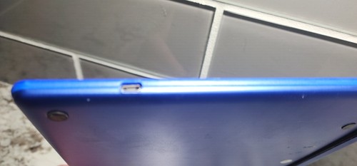 Bluetooth Keyboard For Tablet, Also Works As a Tablet Stand. - Picture 5 of 9