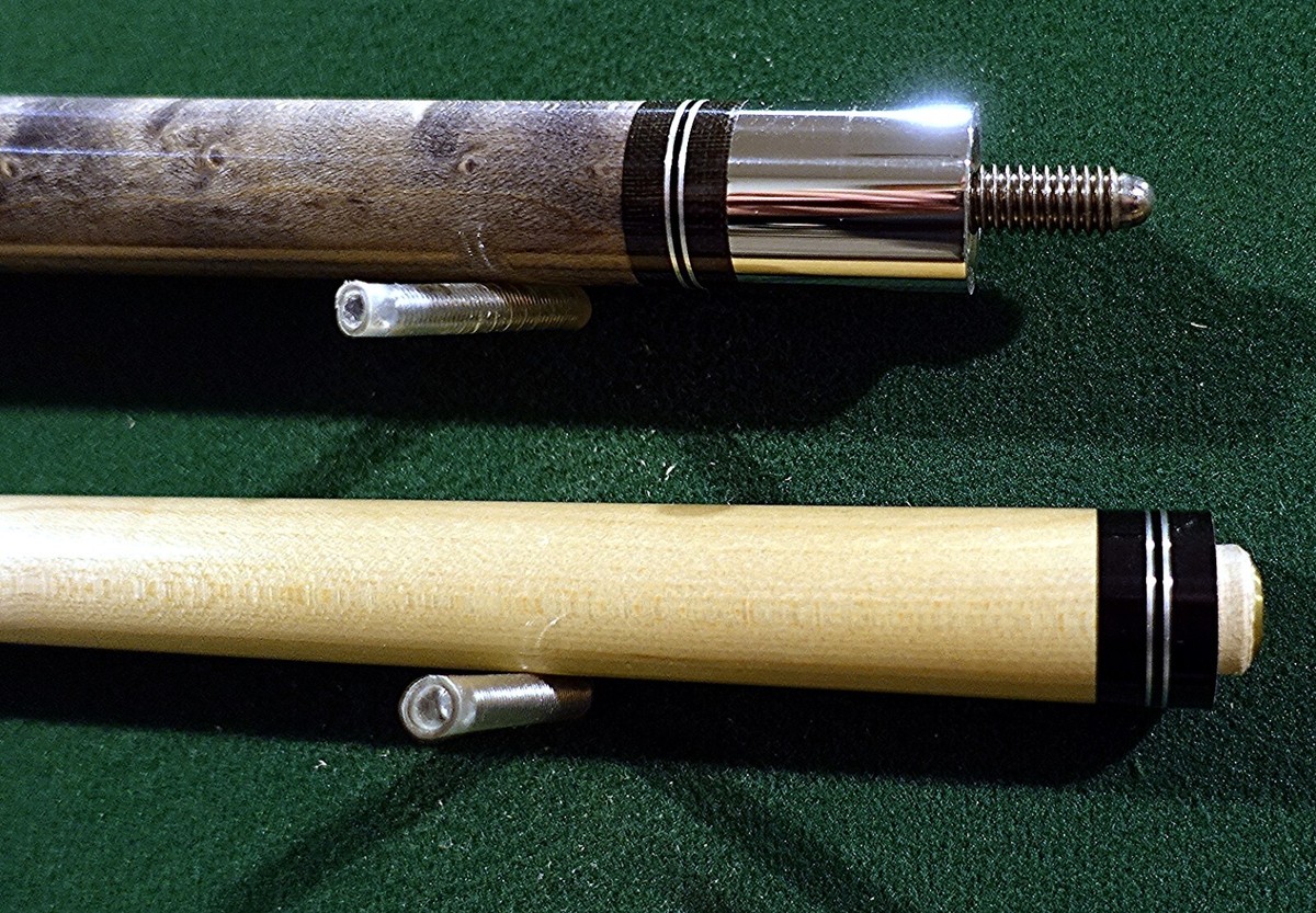New Vintage signed Helmstetter Pool Cue Billiards Never used