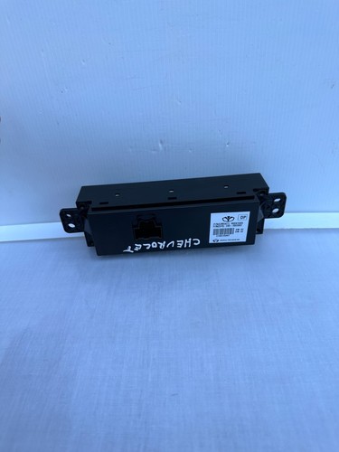 Chevrolet Captiva Clock Stereo Radio DISPLAY SCREEN Genuine 96941885 2006-2011 - Picture 7 of 8