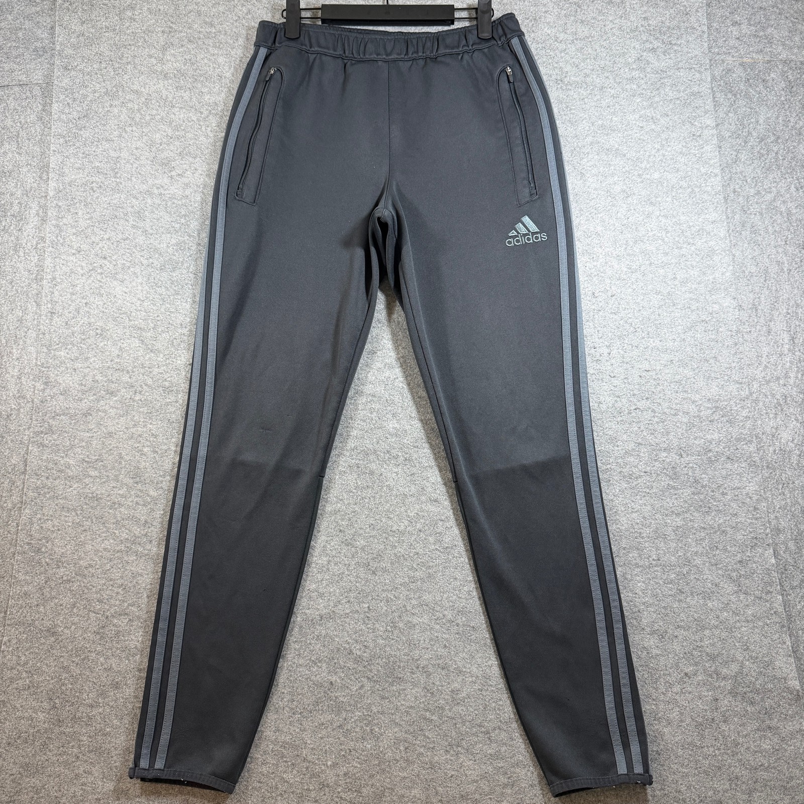 Adidas Track Jogger Mens M Black 3 Stripe Zip Pockets Tapered Athletic Zip Ankle