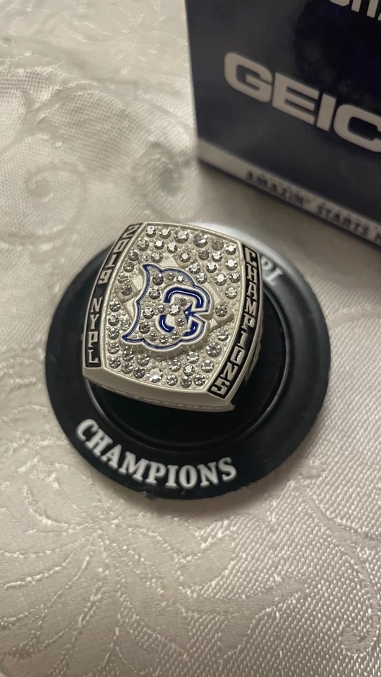 Anillo de campeonato Brooklyn Cyclones 2019 réplica campeones de la Penn League de Nueva York 2019 Foto 3 de 4