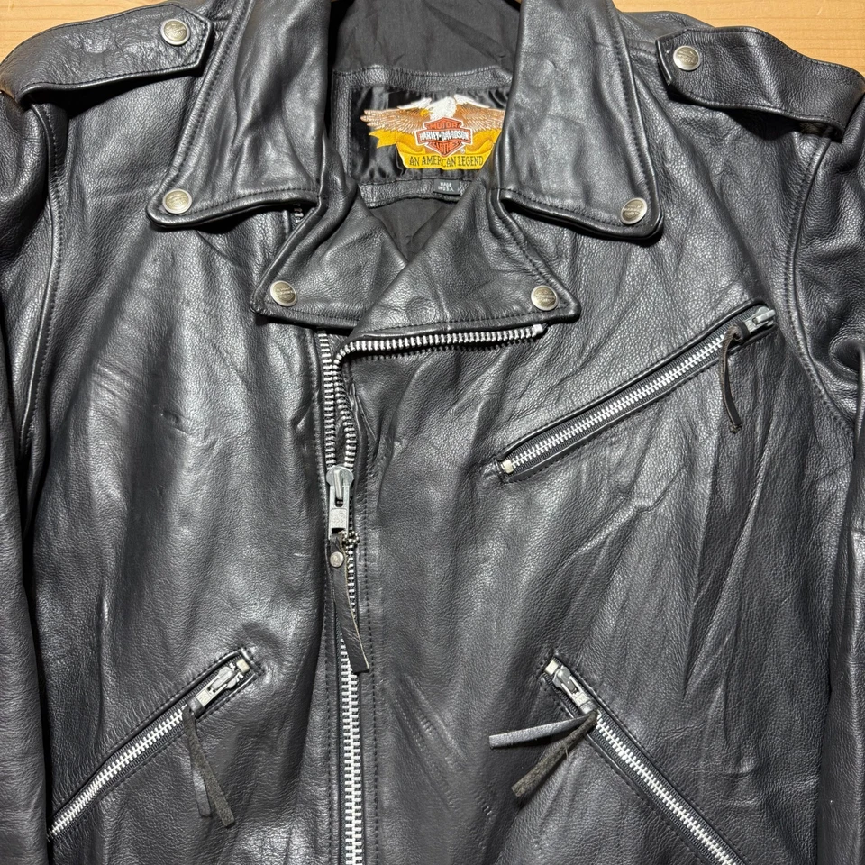 Jaqueta Bombardeiro Motociclista Vintage Anos 90 Harley Davidson Couro Genuíno Fabricada nos EUA - Grande - Imagem 2 de 4