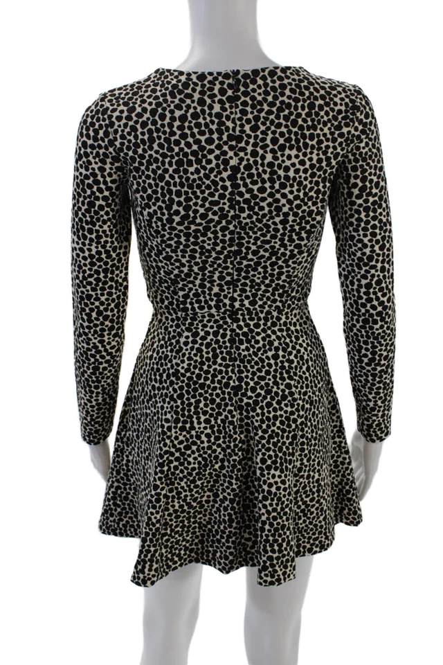 Vestido feminino Mara Hoffman manga comprida com zíper nas costas malha manchada branco preto tamanho XS - Imagem 3 de 4