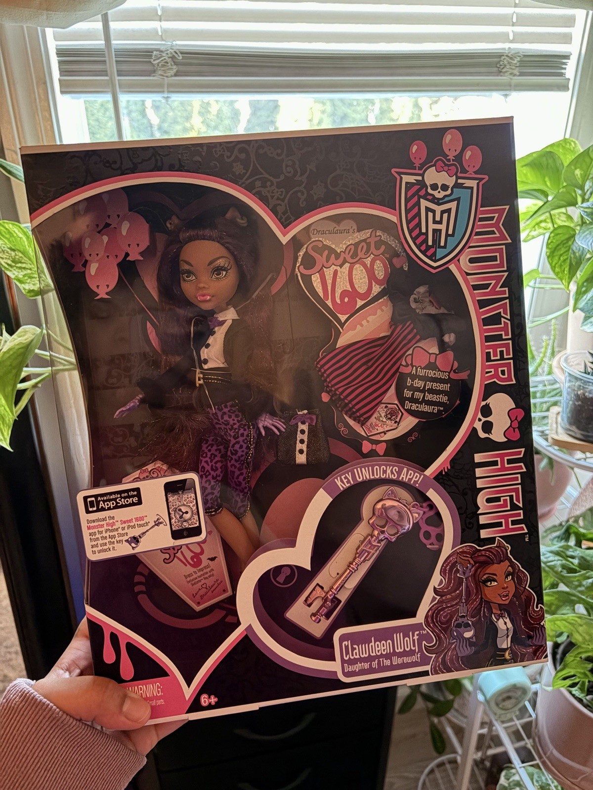 Mattel Monster High Sweet 1600 Clawdeen Wolf Doll 2011 Editi