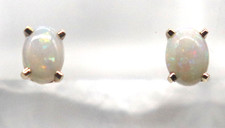 14K Yellow Gold Stud Earrings with Beautiful Natural Fire Opals 7mm x 5mm