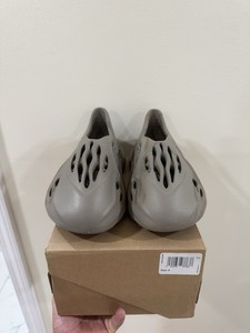 Size 10 Foam Runners 9/10 Condition worn once. I ORDERED WRONG SIZE Yeezy | Shoes | Size Foam Runners 910 Condition Worn Once I  main image 4