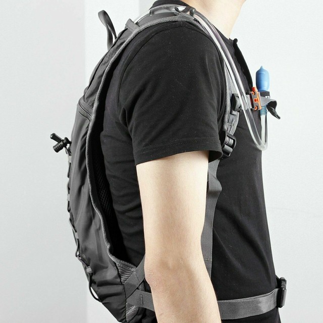 neboic hydration pack