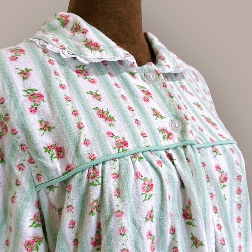 Vintage Eve's Essence Womens Floral Nightgown Size M Button Cozy Warm Housecoat - Picture 3 of 7