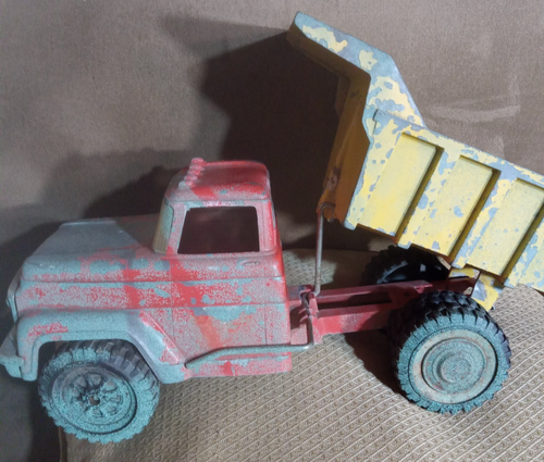 Hubley Dump Truck Vintage USA 1960'S Ready to paint restore Solid 11 inches long - Picture 9 of 14