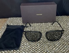 Tom Ford TF804-K Black Smoke Polarized 56 mm Unisex Italy Sunglasses  READ 