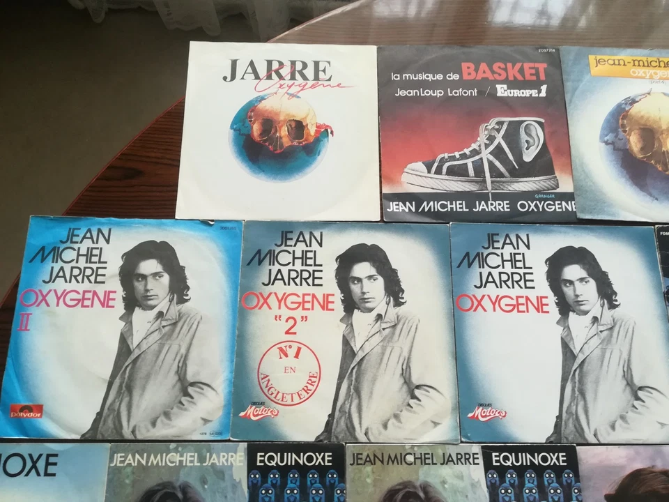 JEAN-MICHEL JARRE - MEGA LOT DE 32 VINYLES 7' (VOIR L'ANNONCE POUR DETAILS) - Photo 2/4