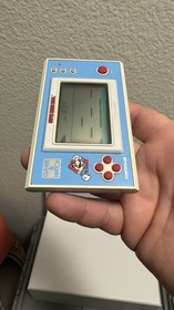 Nintendo Game And Watch - Super Mario Bros 1988 Model YM-105