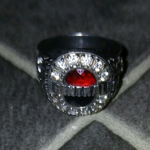 2012 CENTRAL HIGHSCHOOL CLASS RING W/ RED STONES … - image 1