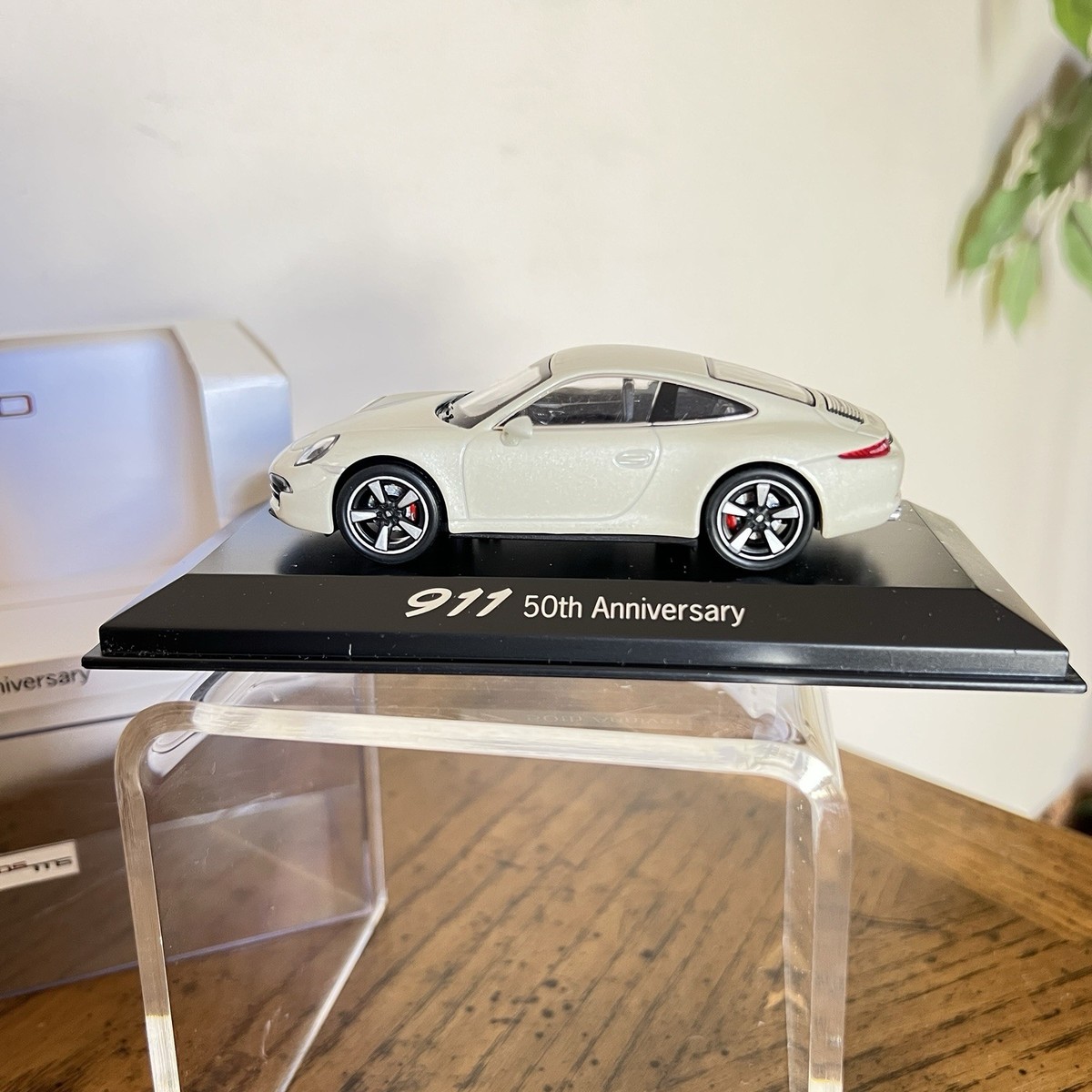 ミニカー 1/43 Porsche 911 50th Anniversary / PMA Porsche 911 (991) 50th Anniversary 2014 Graphite Grey 1 43 Welly