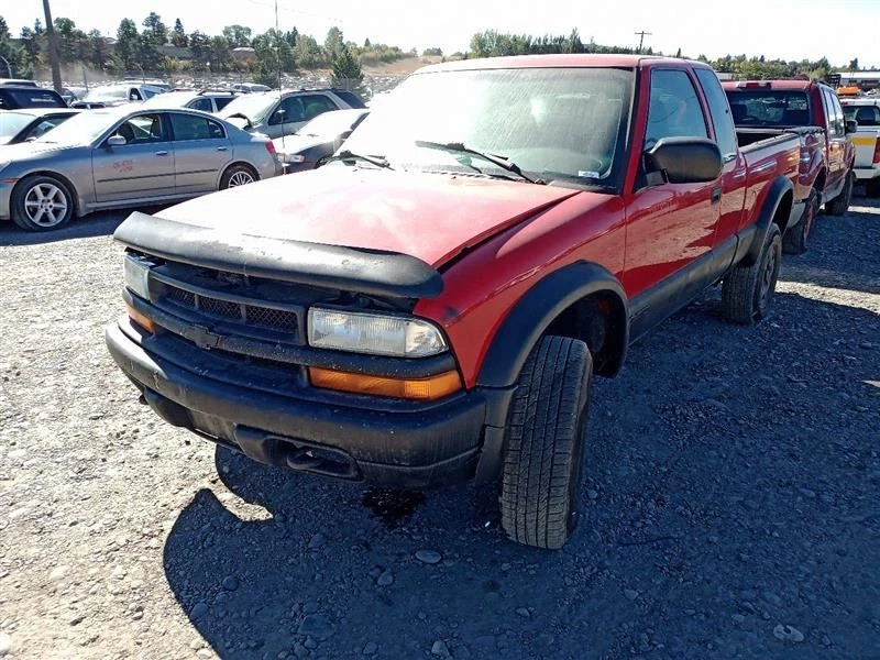 Hoja de ventilador de camioneta Chevrolet S10 2003 4,3 L 8261136 Foto 2 de 4
