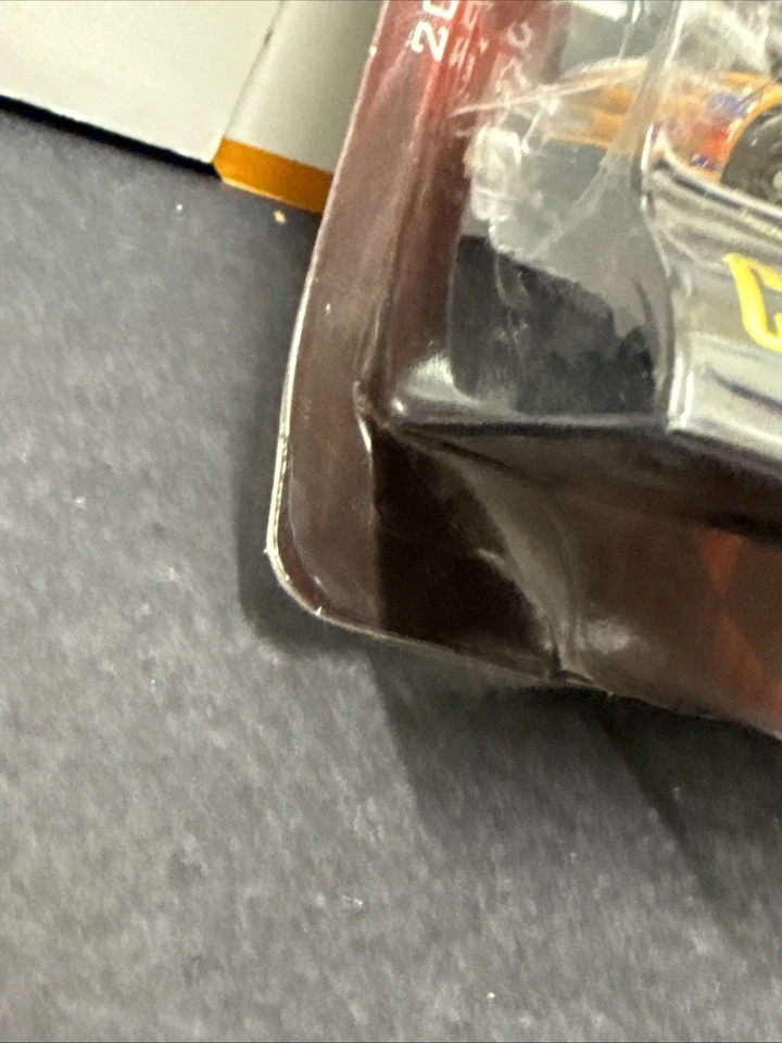 Tarjeta Discover Todd Bodine #26 2003 1:64 NASCAR Racing Champs Premier diecast nueva Foto 4 de 4