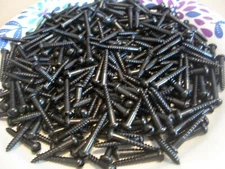 70 - VINTAGE NEW-OLD STOCK BLUED SLOTTED ROUND HEAD STEEL WOOD SCREWS, 7/8" X #6