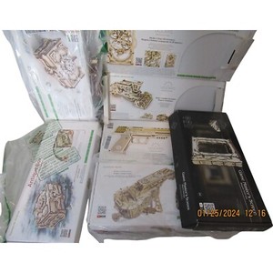 UGEARS Game Masters Screen and Mechanical Models Lot of Sets Missing Parts