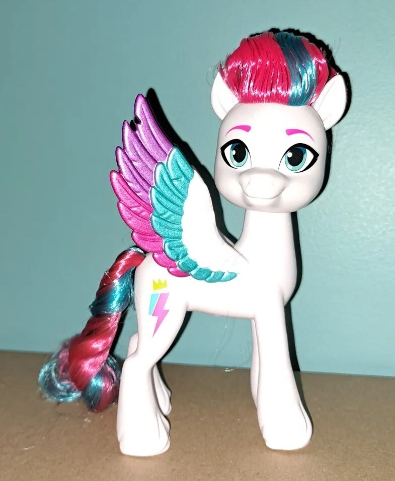 MY LITTLE PONY A NEW GENERATION SHINING ADVENTURES ZIPP STORM