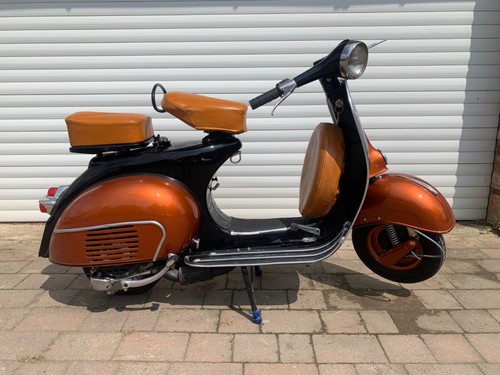 Vespa 150 VBB 1962 / 1964 - Piaggio Classic Scooters - Picture 10 of 20
