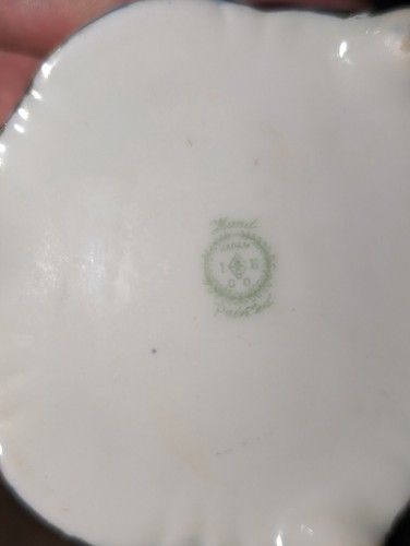 Antiguo plato de baratija de porcelana Moriage pintado a mano I. E. & C. Co. Japón C... - Imagen 4 de 4