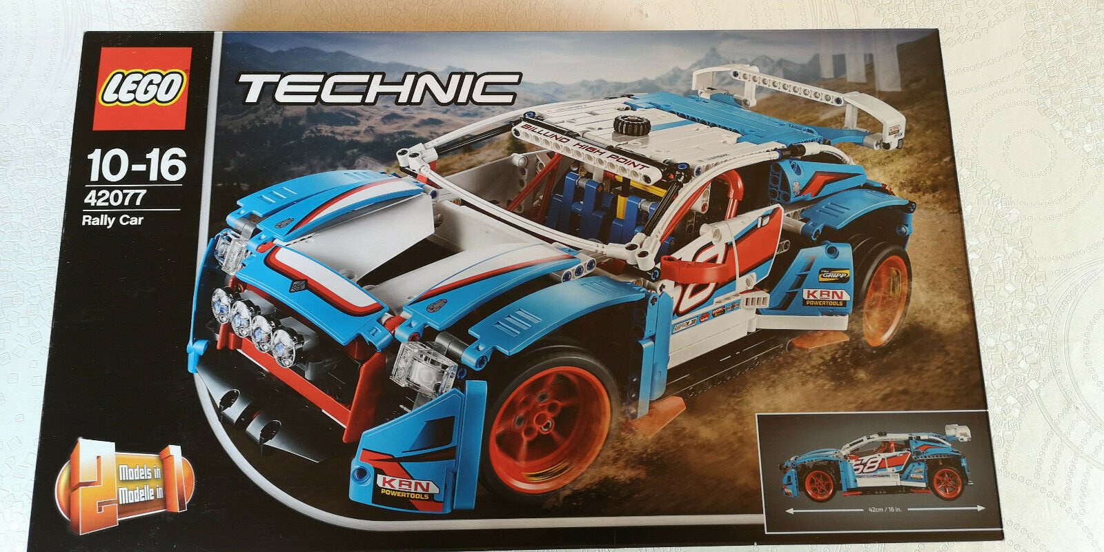 Voiture de rallye LEGO Technic 42077 modèle réduit de collection avec moteur V6 à pistons